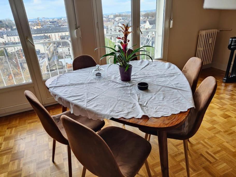 Superbe Appartement Lumineux Avec Vue Imprenable トゥール エクステリア 写真